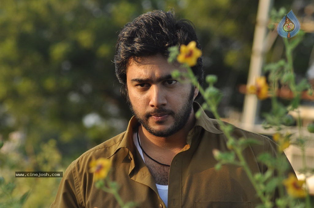 Sandhithathum Sindhithathum Tamil Movie Hot Stills - 35 / 63 photos