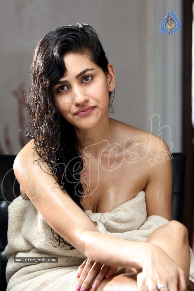 anjali lavania