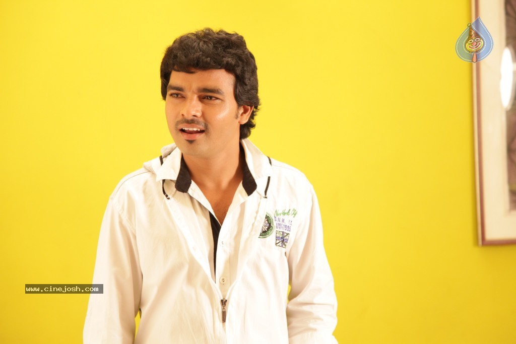 Sarena Movie New Hot Stills - 40 / 100 photos