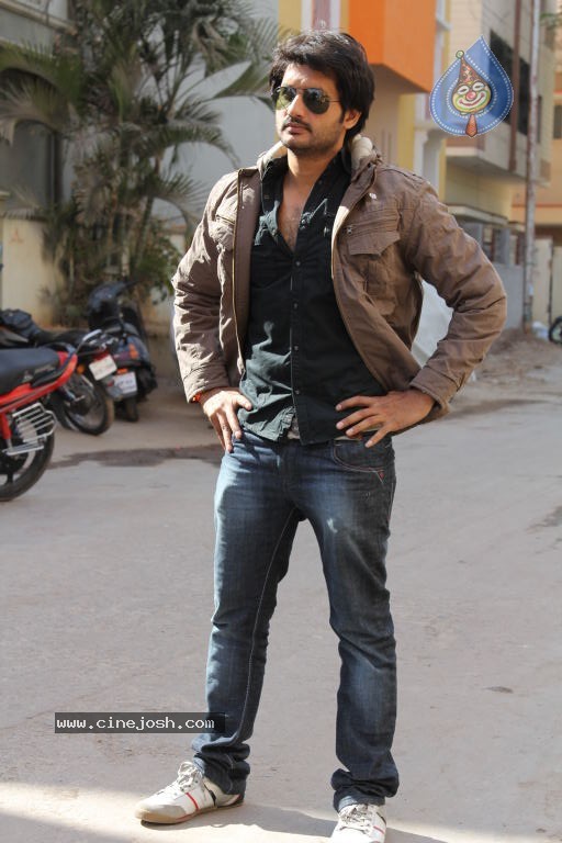 Sasesham Movie Spicy Stills - 66 / 79 photos
