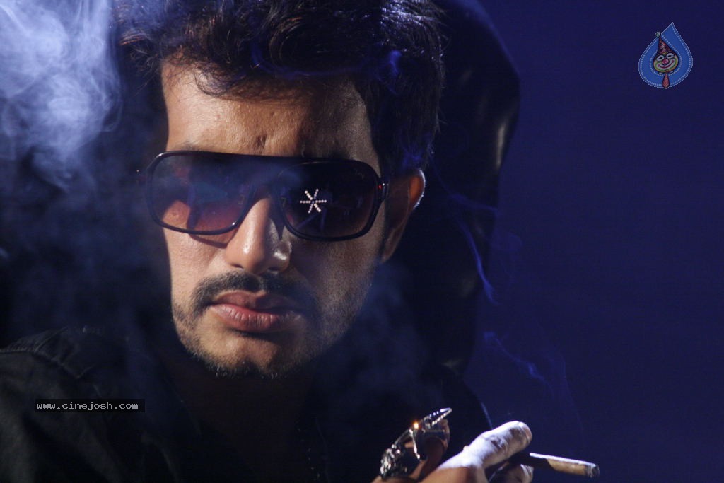 Sasesham Movie Spicy Stills - 24 / 50 photos
