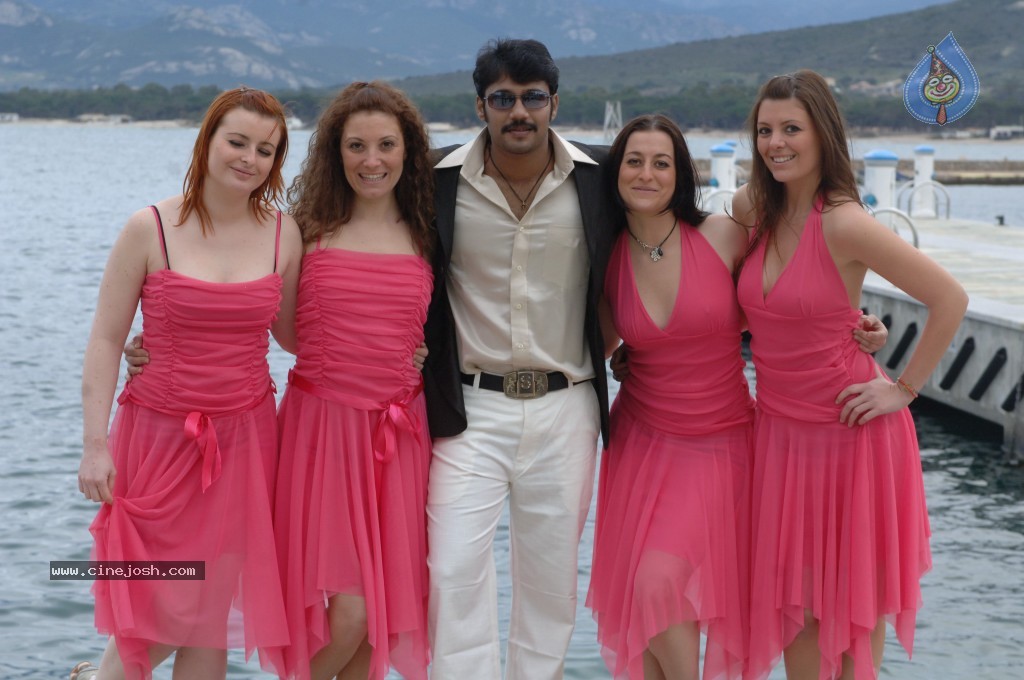 Scam Movie Hot gallery - 86 / 89 photos
