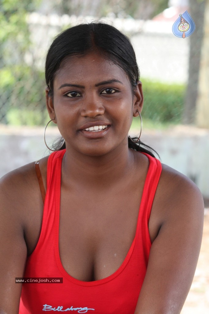 Scam Movie Hot Stills - 25 / 62 photos