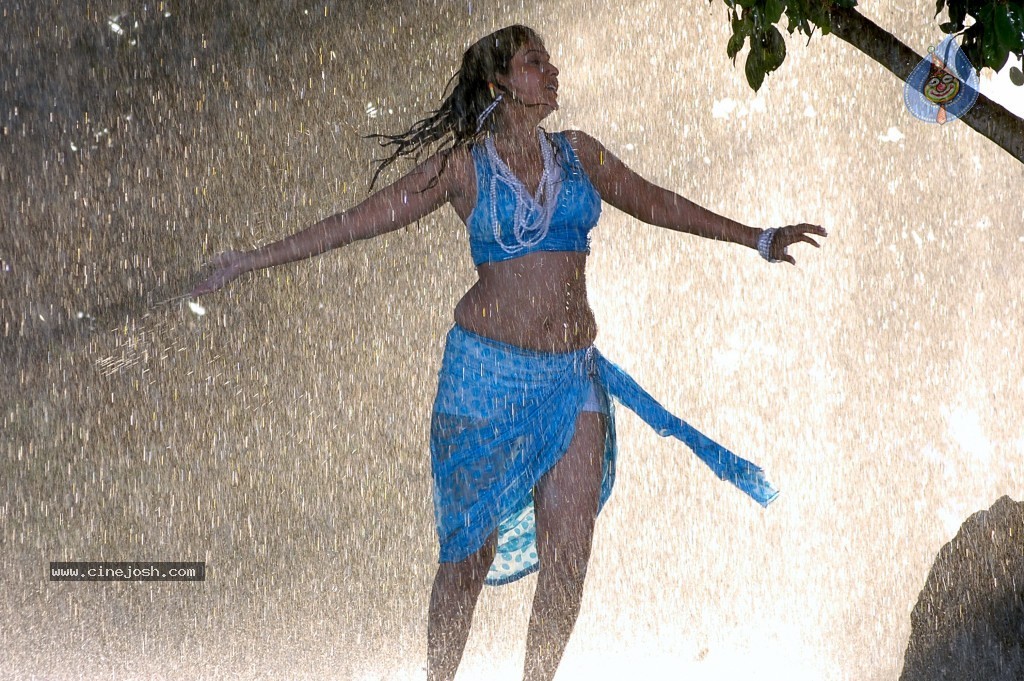 Sheryl Pinto Hot Stills - 37 / 63 photos