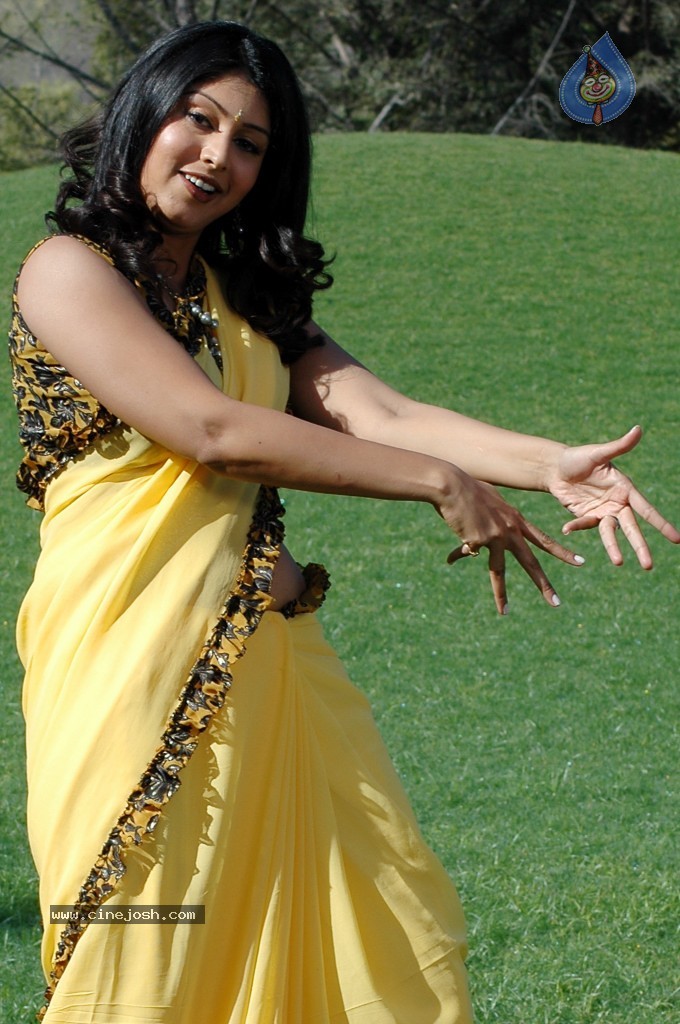 Sheryl Pinto Hot Stills - 39 / 63 photos