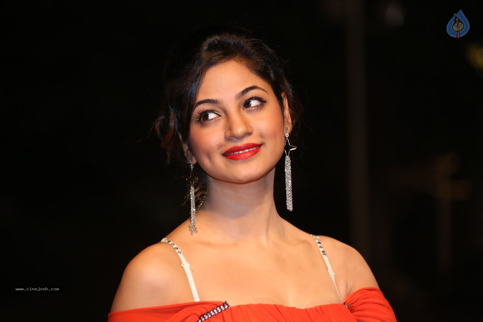 Shilpi Sharma Hot Photos - 29 / 102 photos