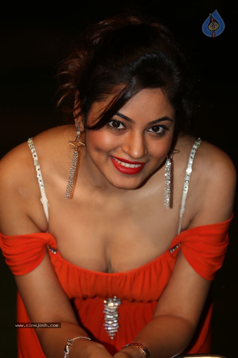 Shilpi Sharma Hot Photos - 42 / 102 photos