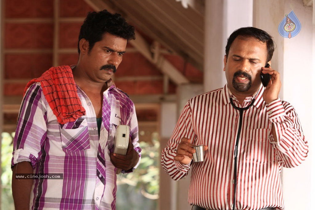Sowdharya Tamil Movie Hot Stills - 14 / 92 photos