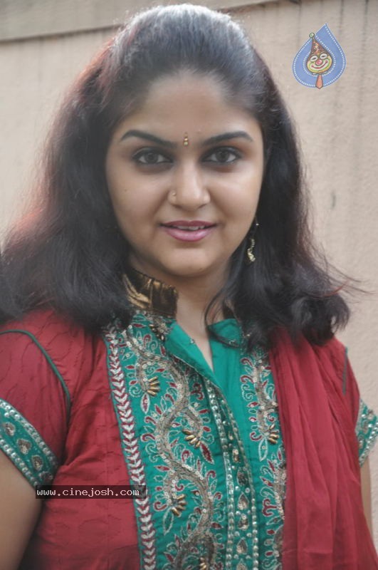 Susi Appadithan Tamil Movie Spicy Stills - 41 / 102 photos