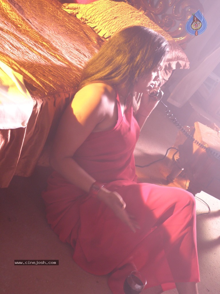 Swathi Varma 3 - 15 / 42 photos