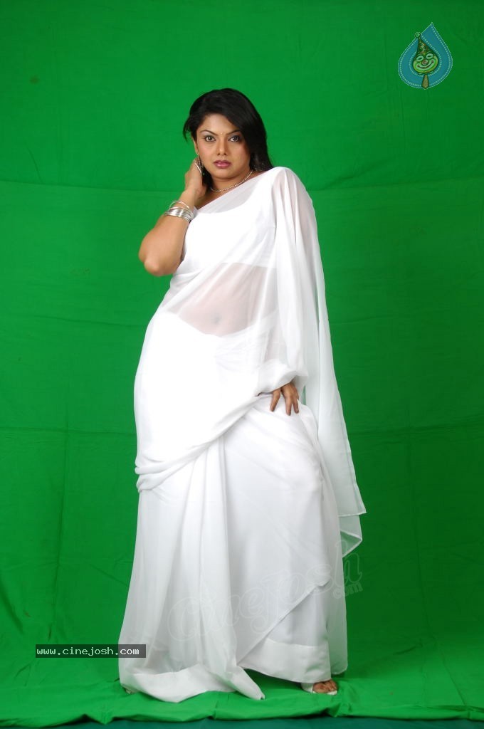 Swathika Spicy Photo Gallery - 2 / 71 photos