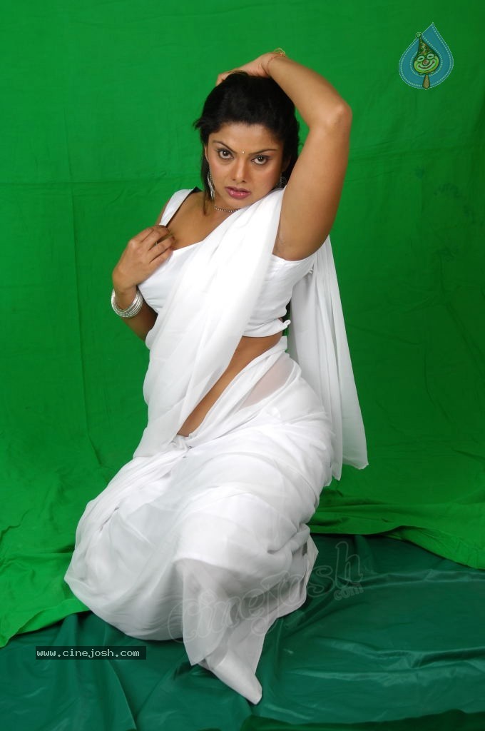 Swathika Spicy Photo Gallery - 42 / 71 photos