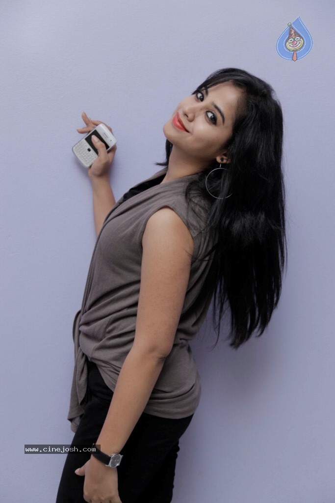 Swati Dixit Hot Stills - 52 / 73 photos