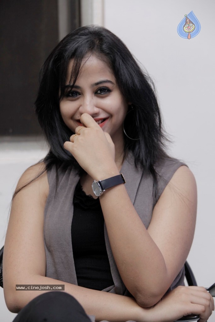 Swati Dixit Hot Stills - 54 / 73 photos