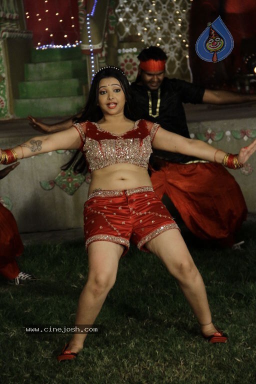 Swethabasu Prasad Spicy Gallery - 36 / 185 photos