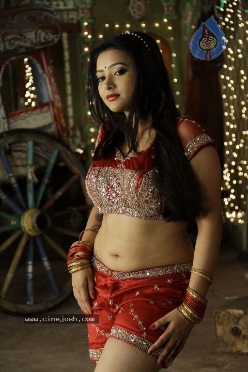 Swethabasu Prasad Spicy Gallery - 50 / 185 photos