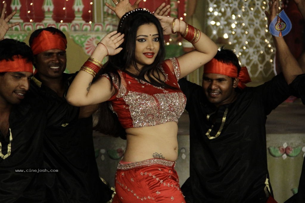 Swethabasu Prasad Spicy Gallery - 126 / 185 photos
