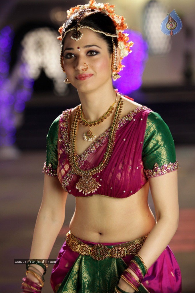 Tamanna New Hot Gallery - 6 / 140 photos