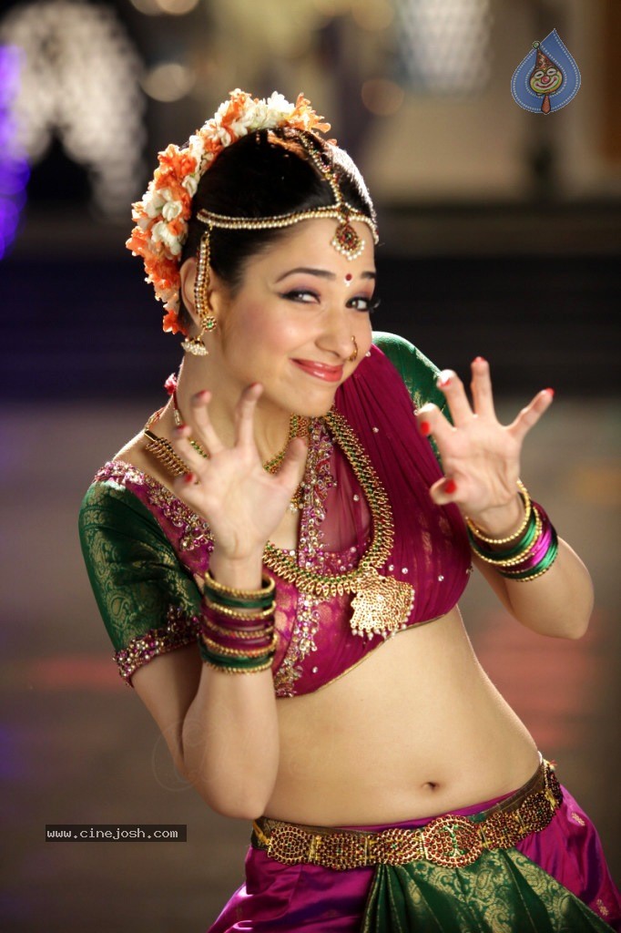 Tamanna New Hot Gallery - 47 / 140 photos