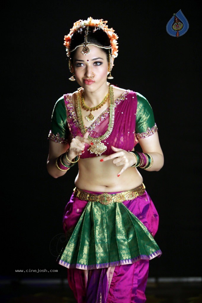 Tamanna New Hot Gallery - 74 / 140 photos