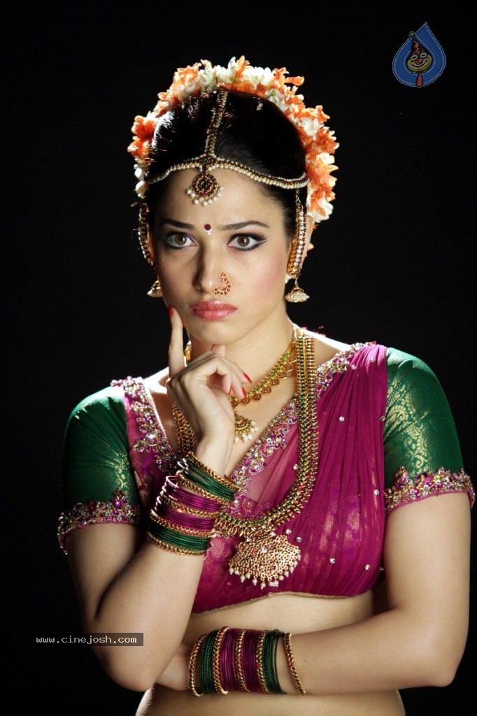 Tamanna New Hot Gallery - 84 / 140 photos