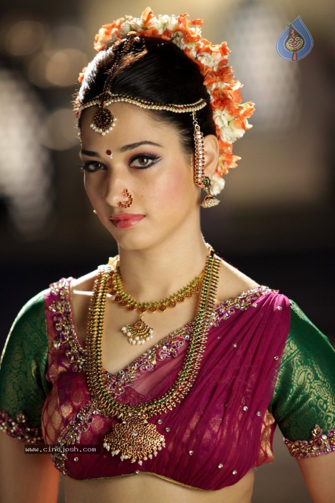 Tamanna New Hot Gallery - 97 / 140 photos