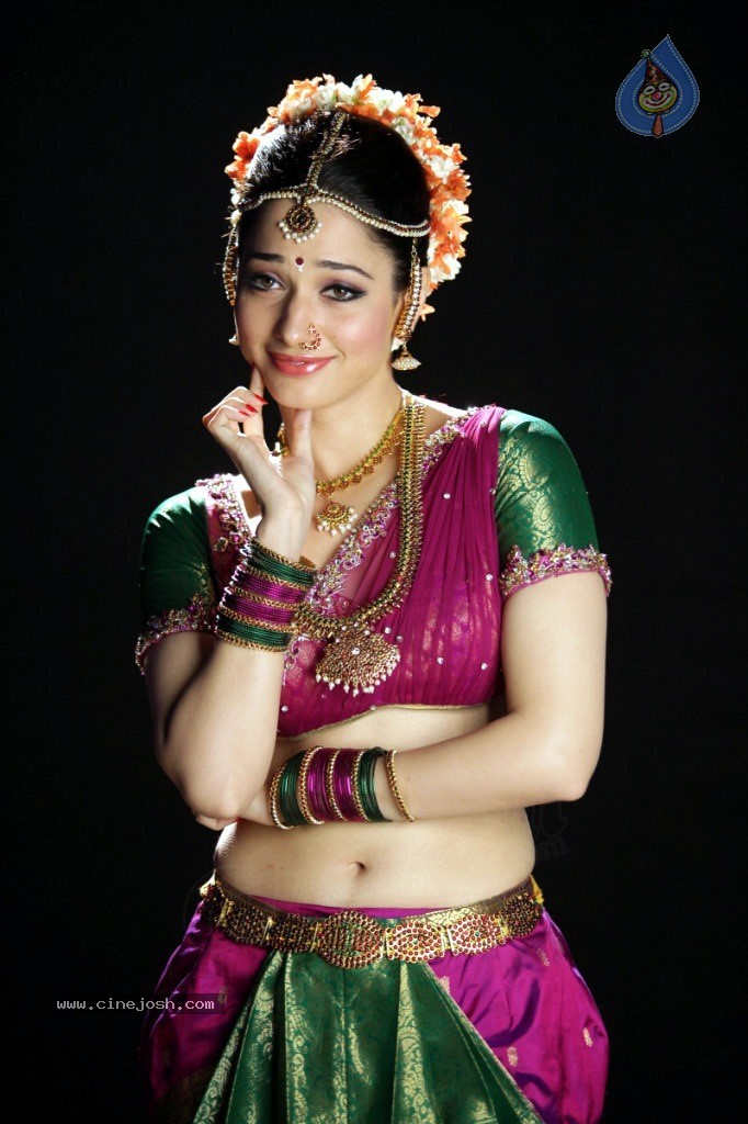 Tamanna New Hot Gallery - 99 / 140 photos