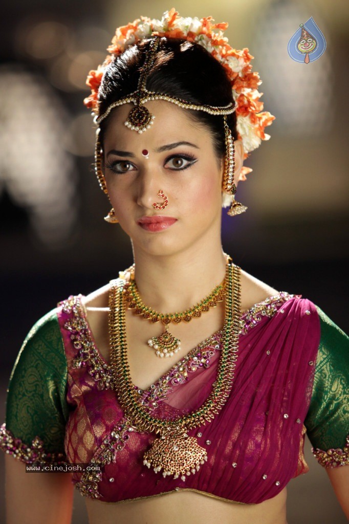 Tamanna New Hot Gallery - 113 / 140 photos