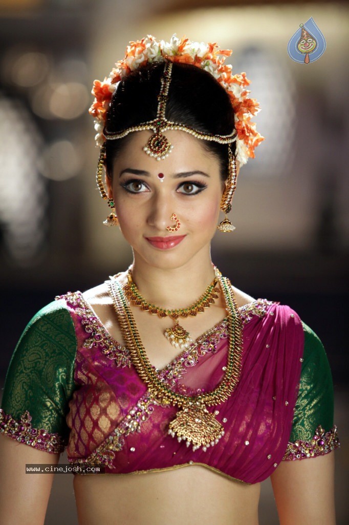 Tamanna New Hot Gallery - 122 / 140 photos