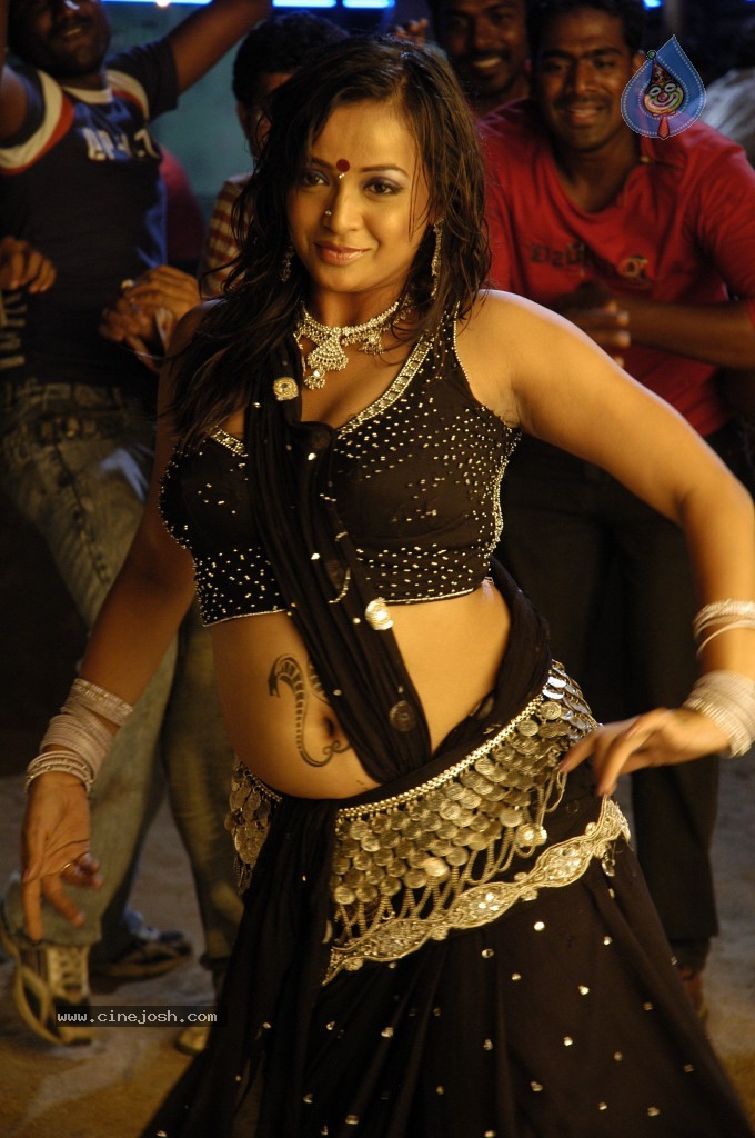Tanu Roy Hot Gallery - 5 / 90 photos