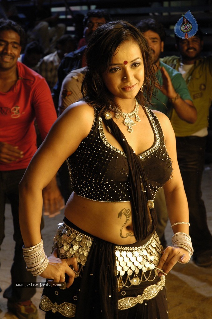 Tanu Roy Hot Gallery - 13 / 90 photos