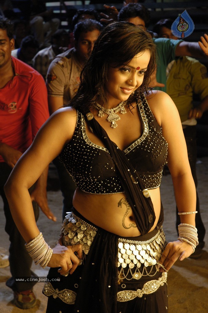 Tanu Roy Hot Gallery - 32 / 90 photos