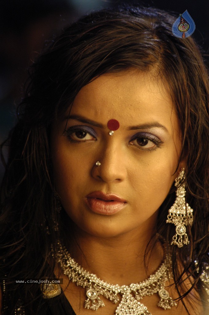 Tanu Roy Hot Gallery - 51 / 90 photos
