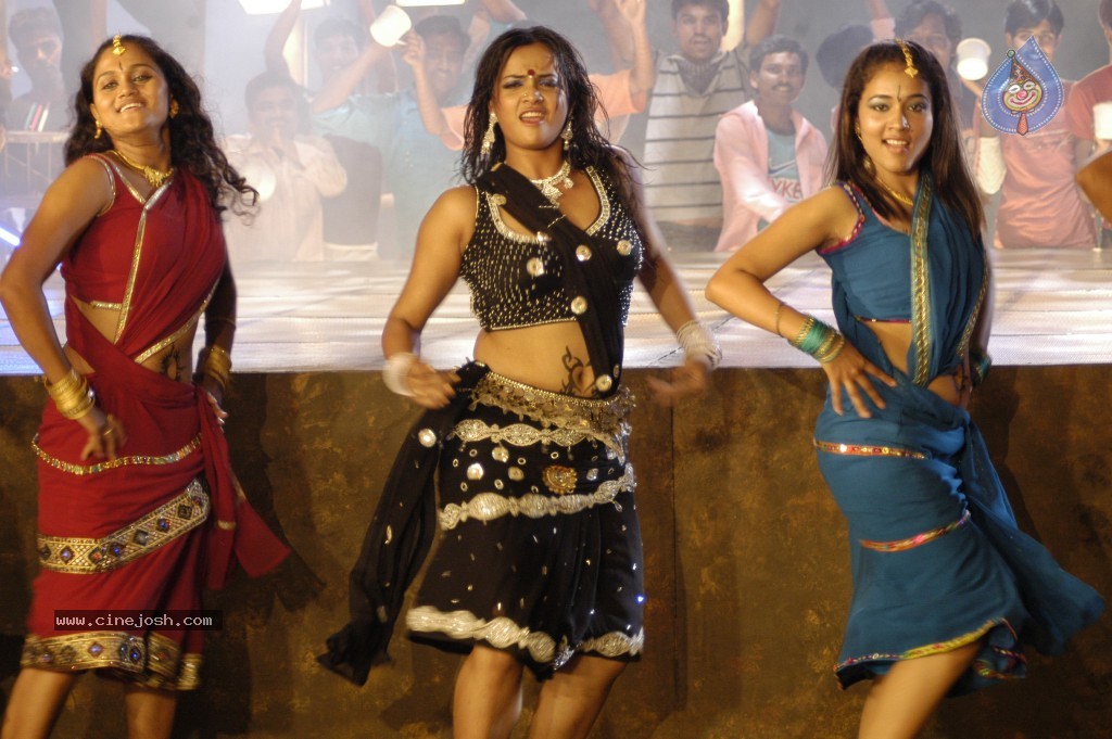 Tanu Roy Hot Gallery - 57 / 90 photos
