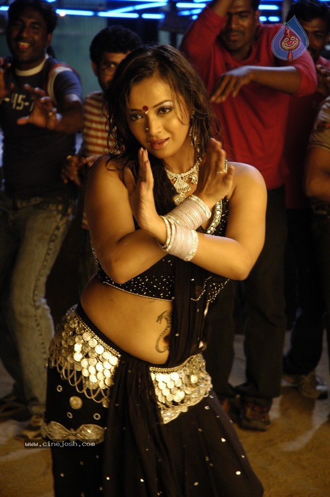 Tanu Roy Hot Gallery - 67 / 90 photos