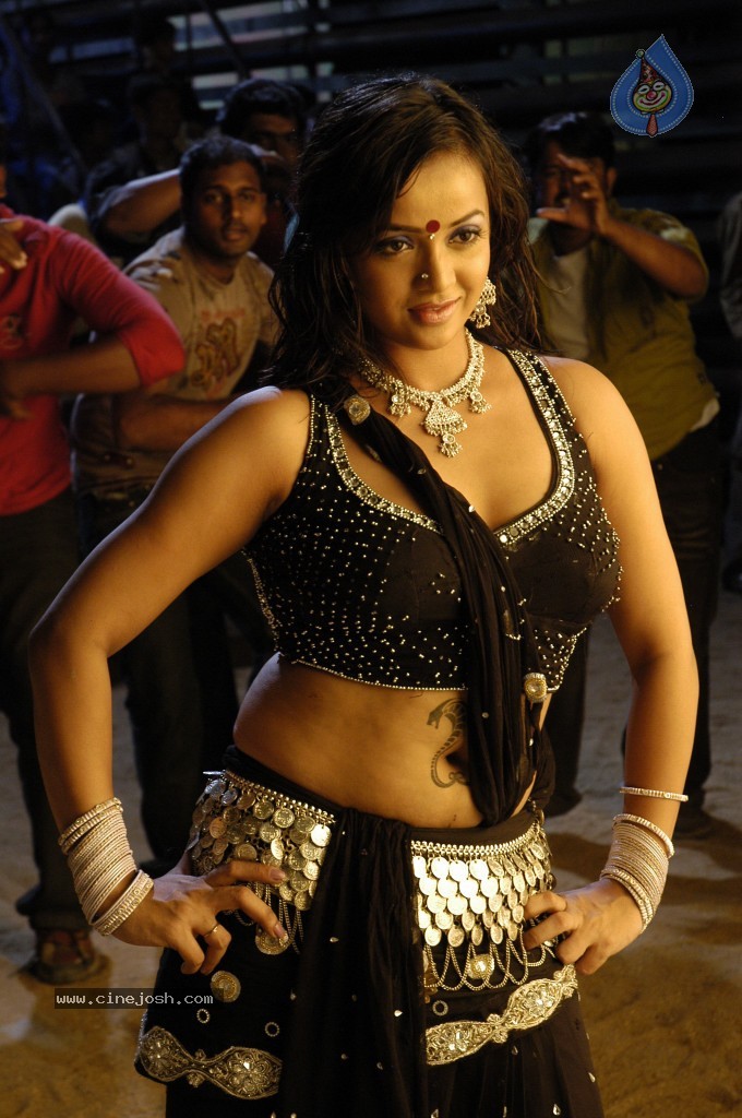 Tanu Roy Hot Gallery - 75 / 90 photos
