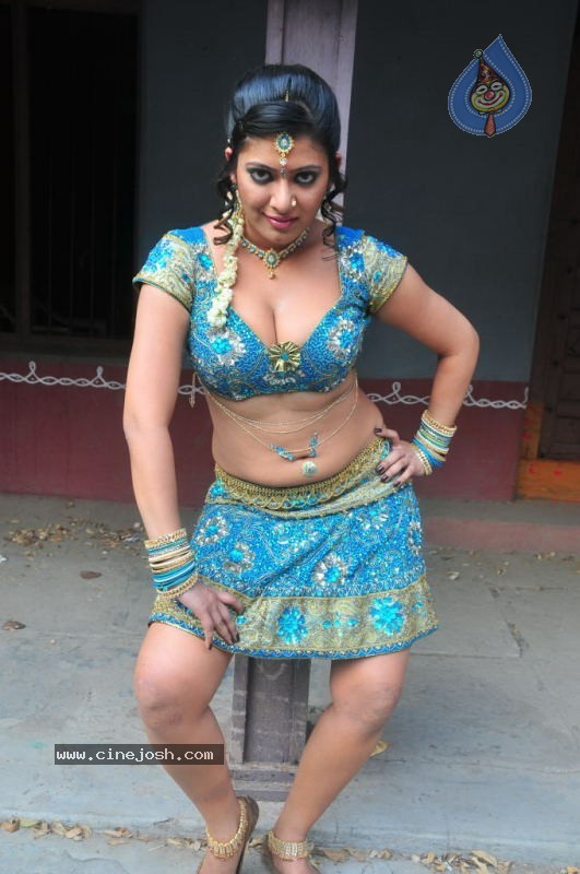 Taslima Sheik Spicy Gallery  - 37 / 57 photos
