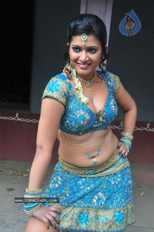 Taslima Sheik Spicy Gallery  - 41 / 57 photos