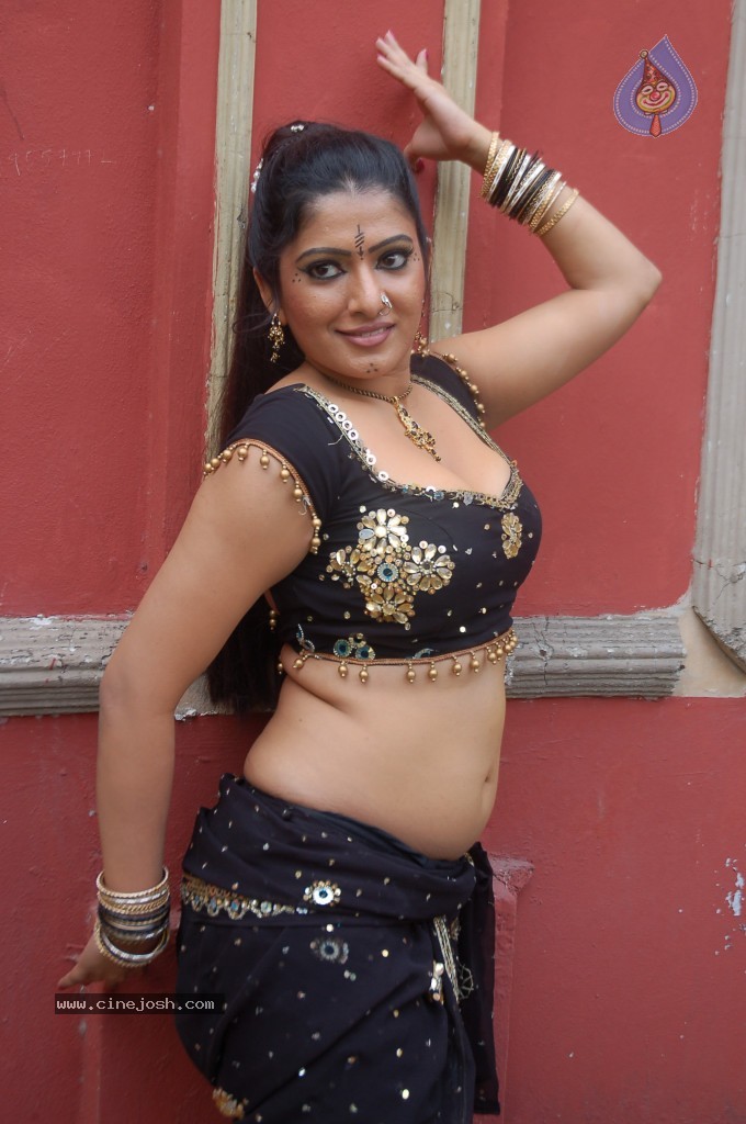 Taslima Sheik Spicy Stills - 10 / 97 photos