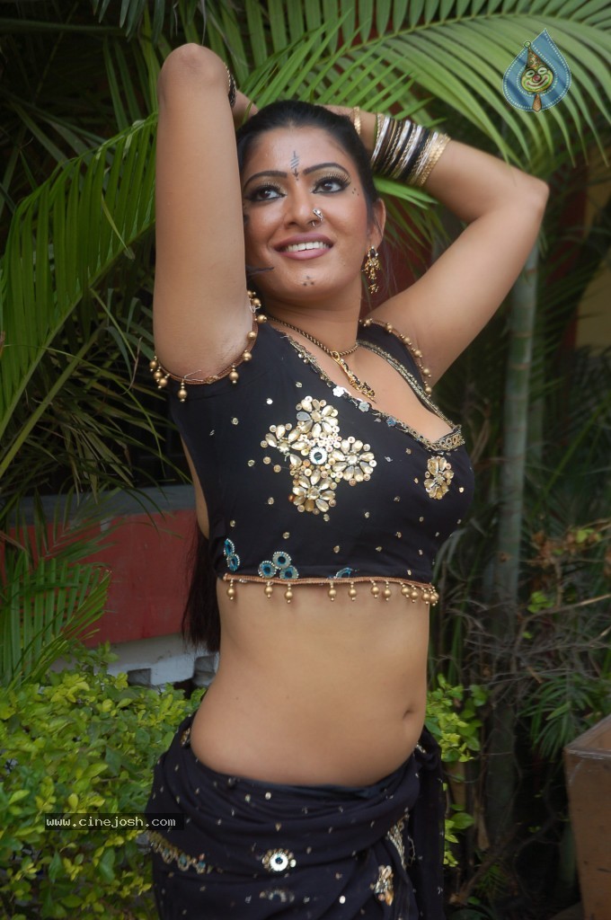 Taslima Sheik Spicy Stills - 28 / 97 photos