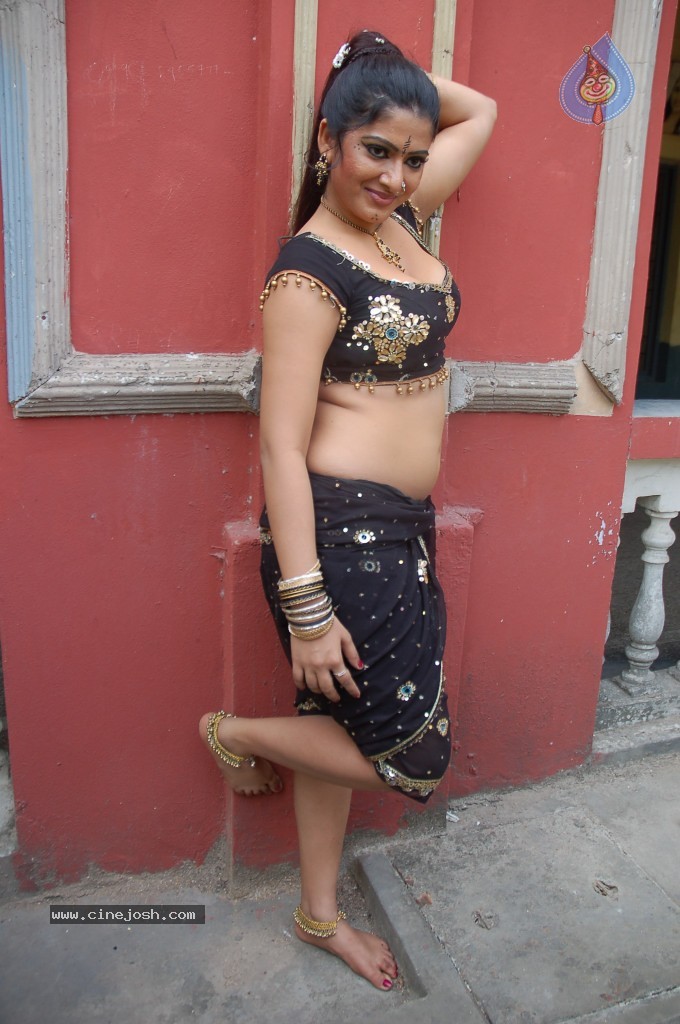 Taslima Sheik Spicy Stills - 41 / 97 photos