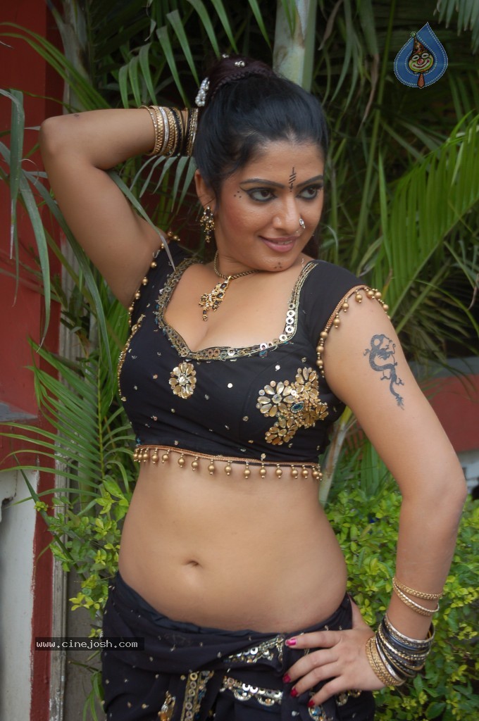 Taslima Sheik Spicy Stills - 42 / 97 photos