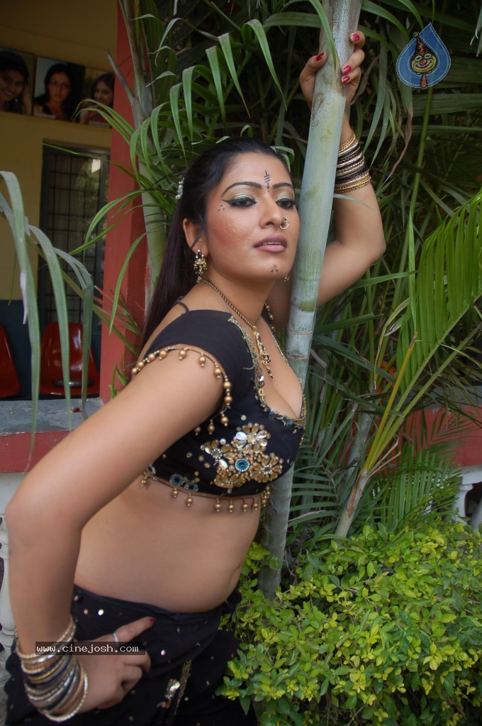 Taslima Sheik Spicy Stills - 45 / 97 photos