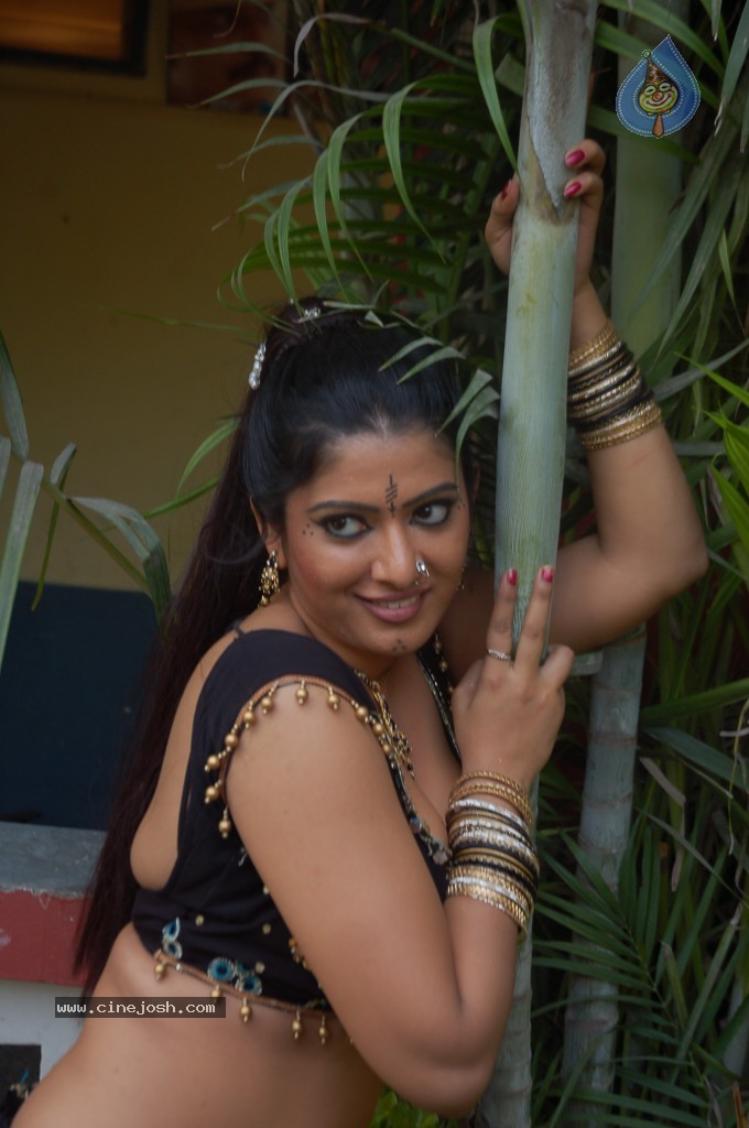 Taslima Sheik Spicy Stills - 49 / 97 photos