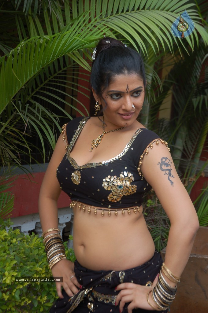 Taslima Sheik Spicy Stills - 69 / 97 photos