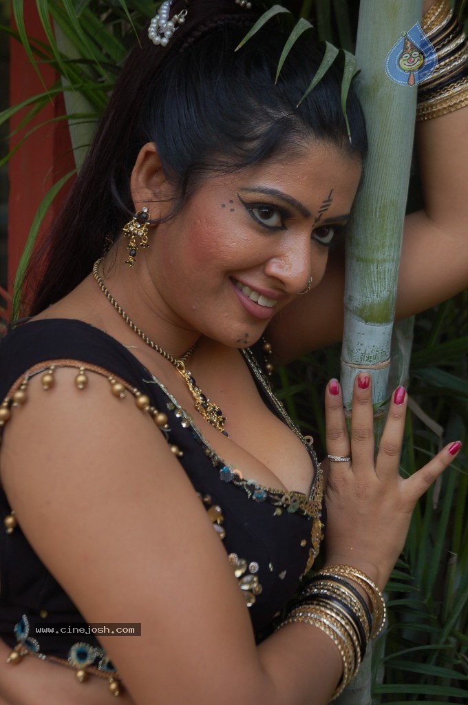 Taslima Sheik Spicy Stills - 72 / 97 photos