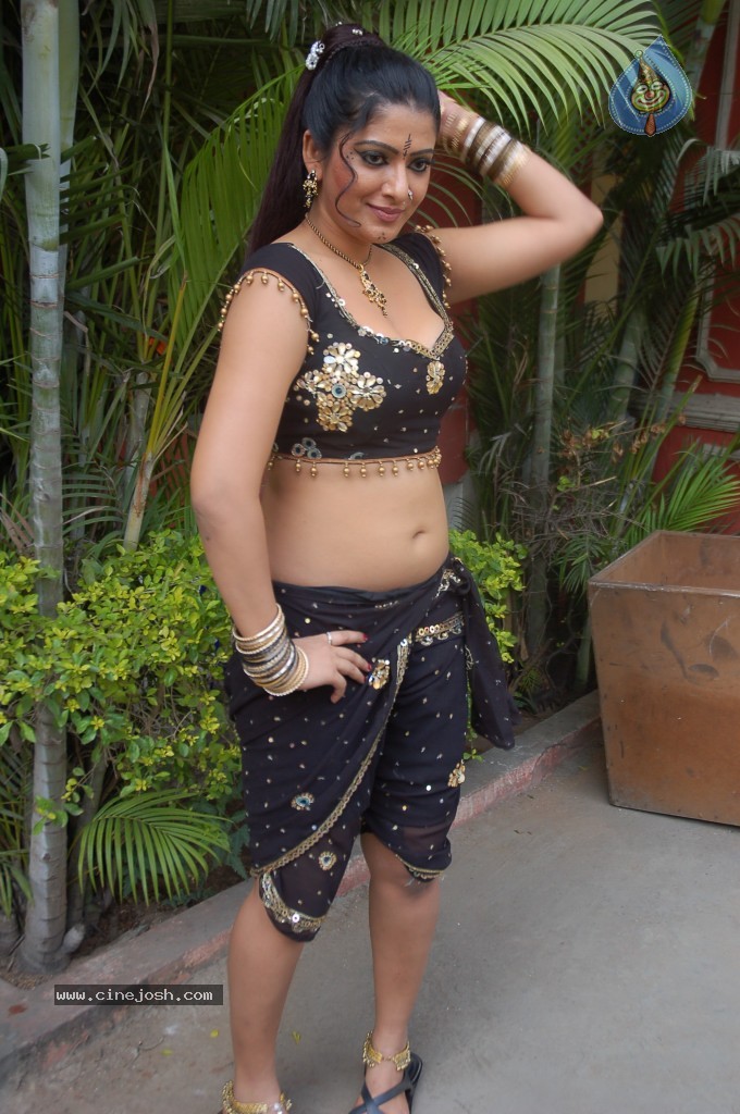 Taslima Sheik Spicy Stills - 94 / 97 photos