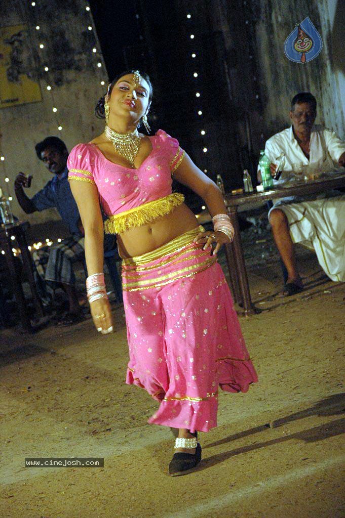 Thenmozhi Thanjavur Movie Hot Stills - 18 / 52 photos