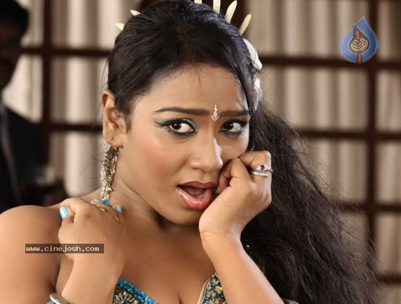 Varmam Tamil Movie Spicy Stills - 2 / 41 photos
