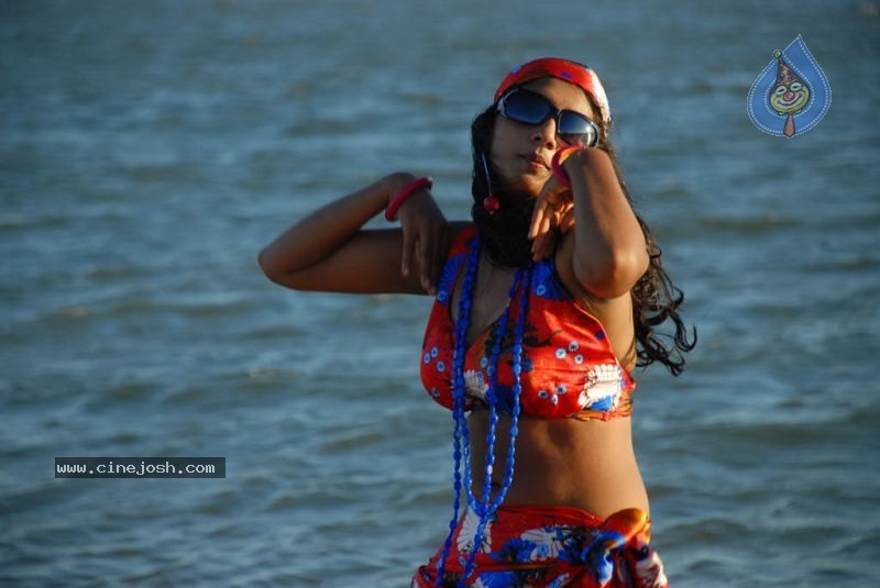 Varmam Tamil Movie Spicy Stills - 8 / 41 photos